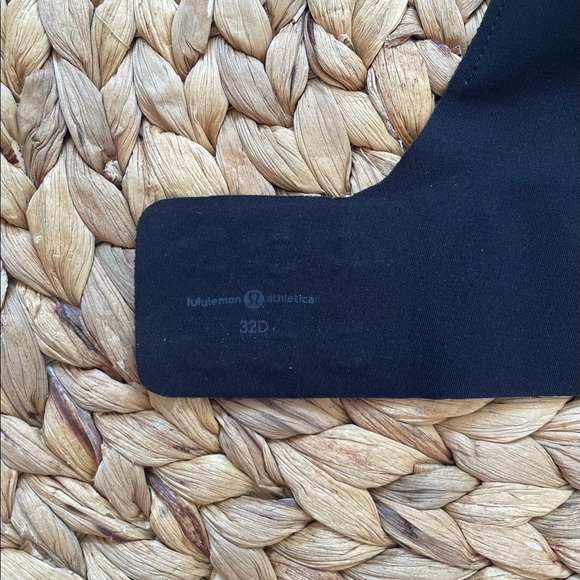 Lululemon Like Nothing Bra - Picture 4 of 4